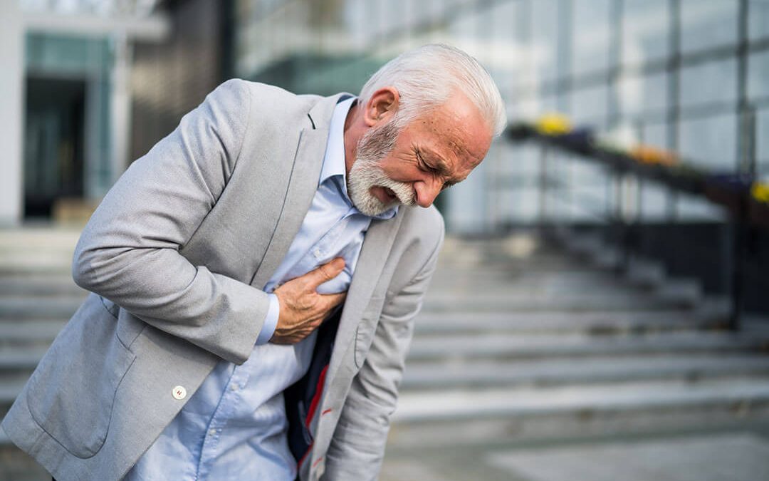 Skausmas širdies plote nebūtinai pranašauja širdies ligą: priežastis gali slypėti net skrandyje